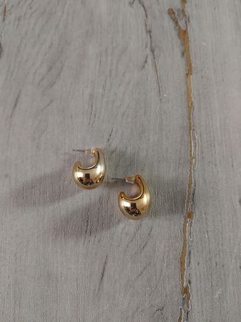 Boucles d'oreilles neuves