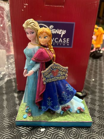 Figurine reine des neiges disney