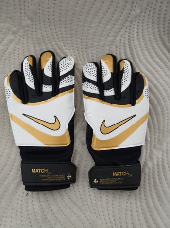 Gants de foot Nike T 4