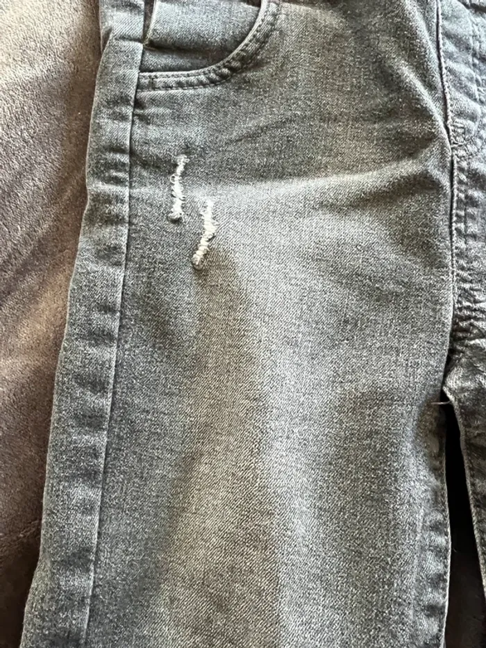 Salopette levi’s 24 mois - photo numéro 4