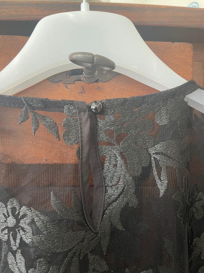 Blouse dentelle noir manches courtes - photo numéro 8