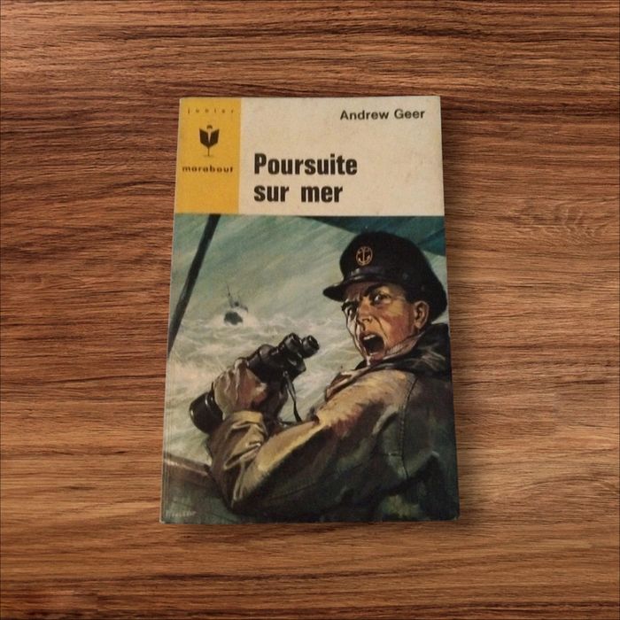 Poursuite sur mer de Andrew Geer