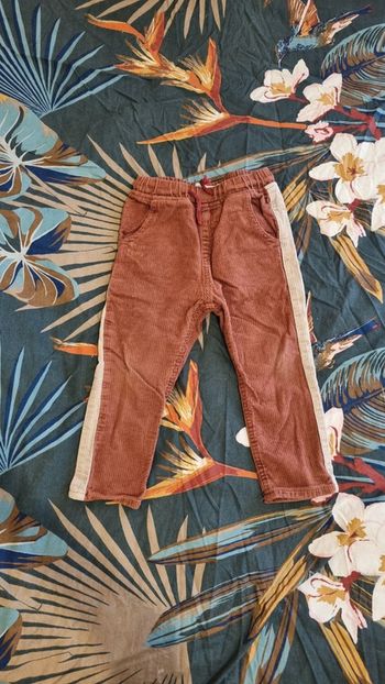 Pantalon rouille 3/4 ans 104cm