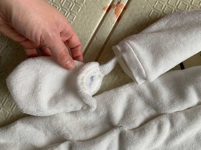 Combipilote avec moufles mouton 6 mois parfait état - photo numéro 5