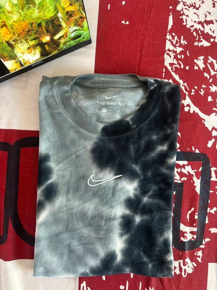 T-shirt Tye&Die Nike nuance de gris et de noir taille S - photo numéro 7