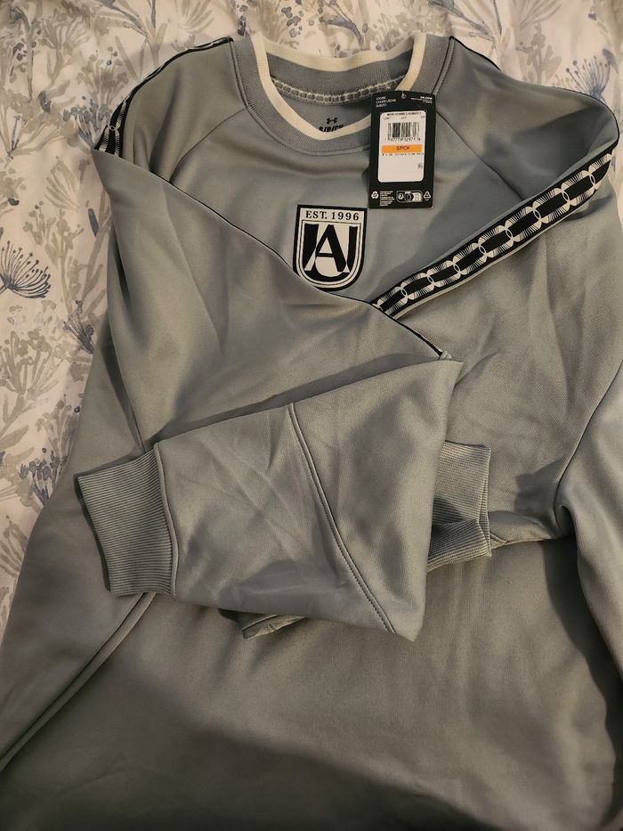 Pull Under Armour - photo numéro 3