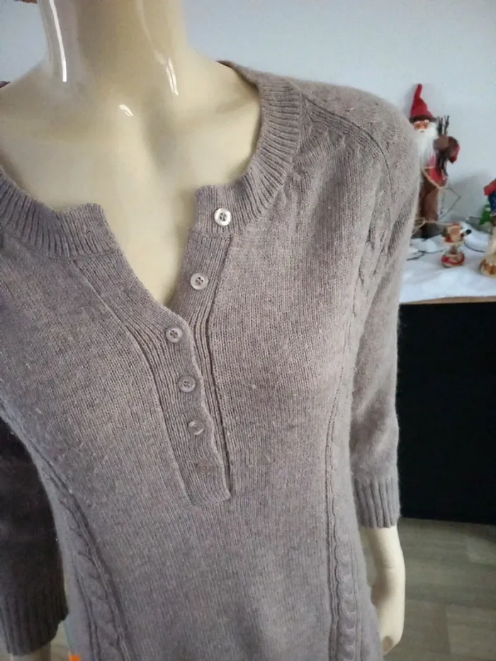 Pull femme T.38 - photo numéro 8