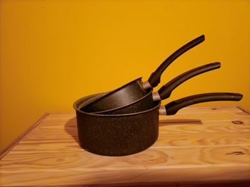 Lot de 3 casseroles "façon pierre" - tous feux (induction incluse)