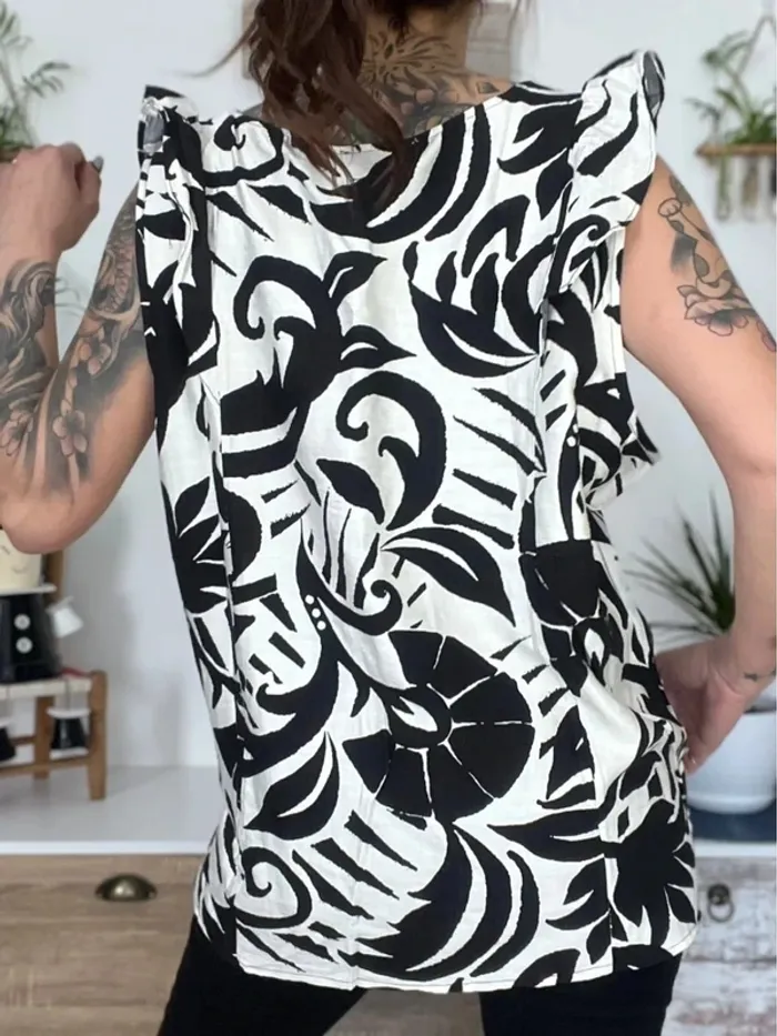 SOLDE Blouse sans manches taille 4; taille 48 - Christy ( spécialiste grande taille)  - neuf - photo numéro 5