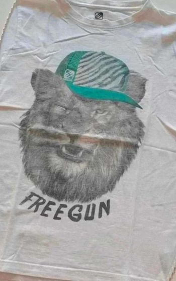 T-shirt lion Freegun 12/14 ans