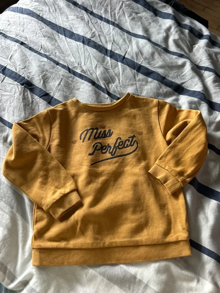Pull fille 6 ans