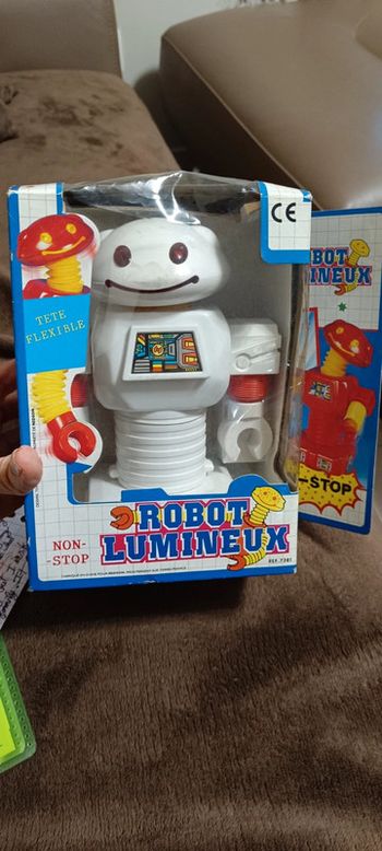 Robot vintage 80s