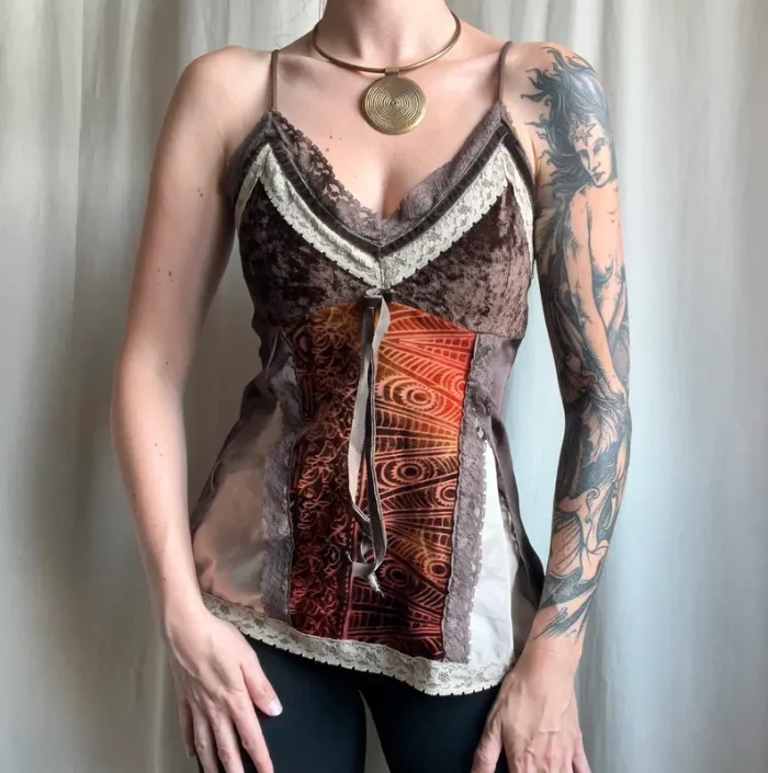 Débardeur bi-matière velours dentelle y2k Fairygrunge vintage - Taille S/M - photo numéro 4