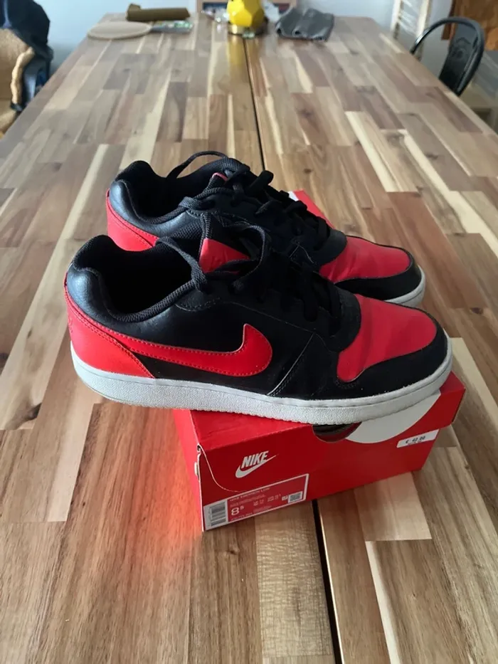Nike Ebernon low rouge et noir - photo numéro 4