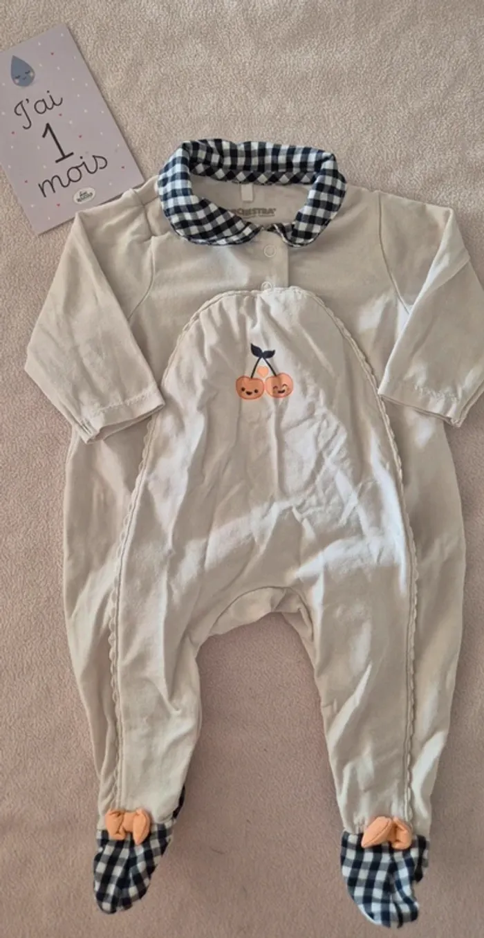 Pyjama leger - photo numéro 2