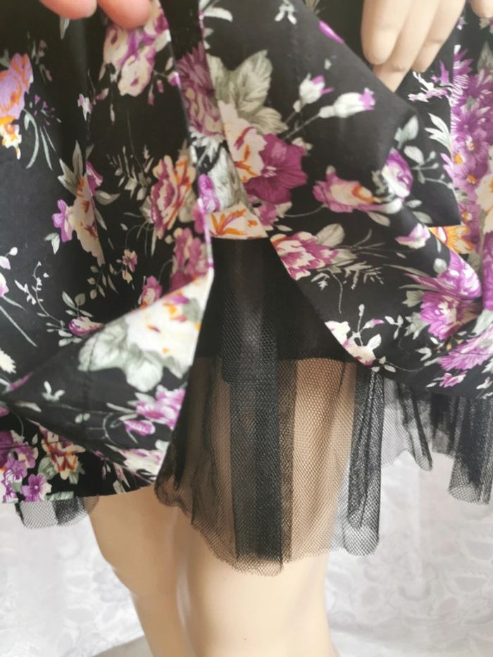 Robe. Noir Rose Taille 34. Ged London - photo numéro 5