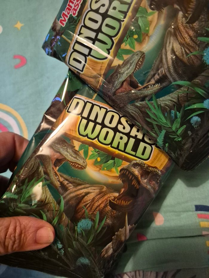 20 sachets figurine dinosaures - photo numéro 3