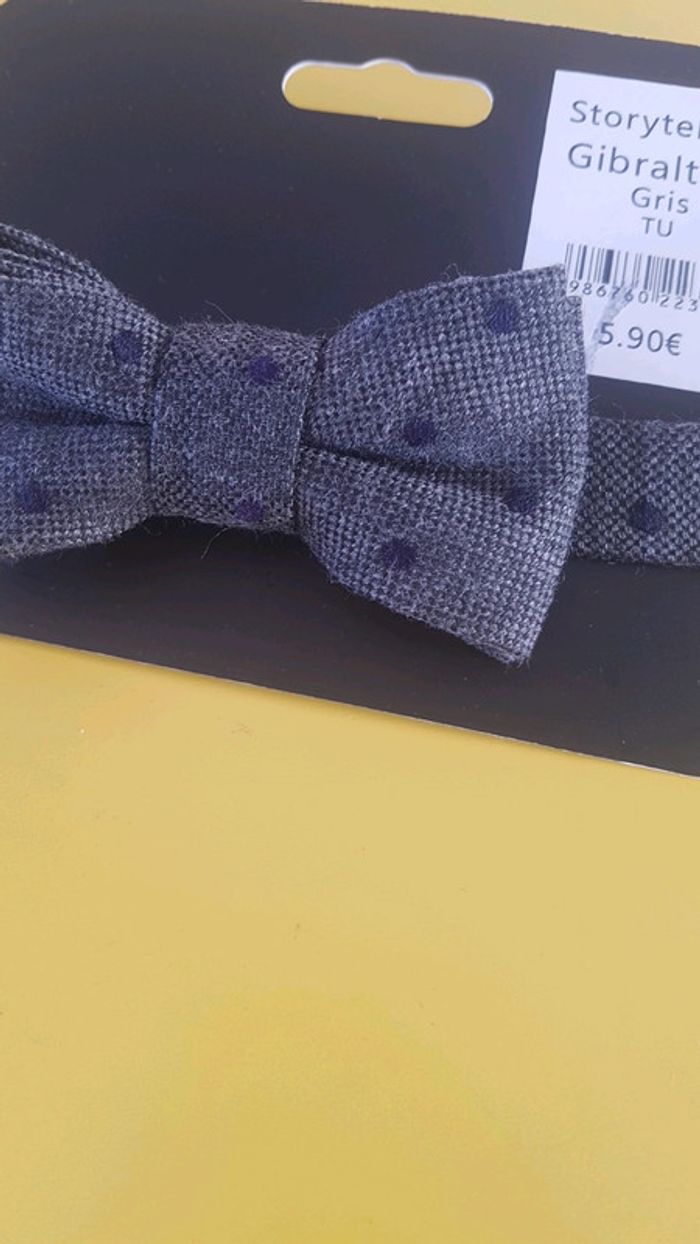 Noeud de papillon TU neuf avec 🏷 - photo numéro 2