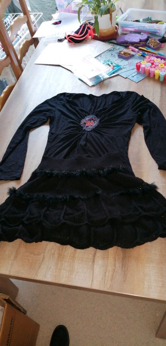 Ensemble jupe en laine et haut