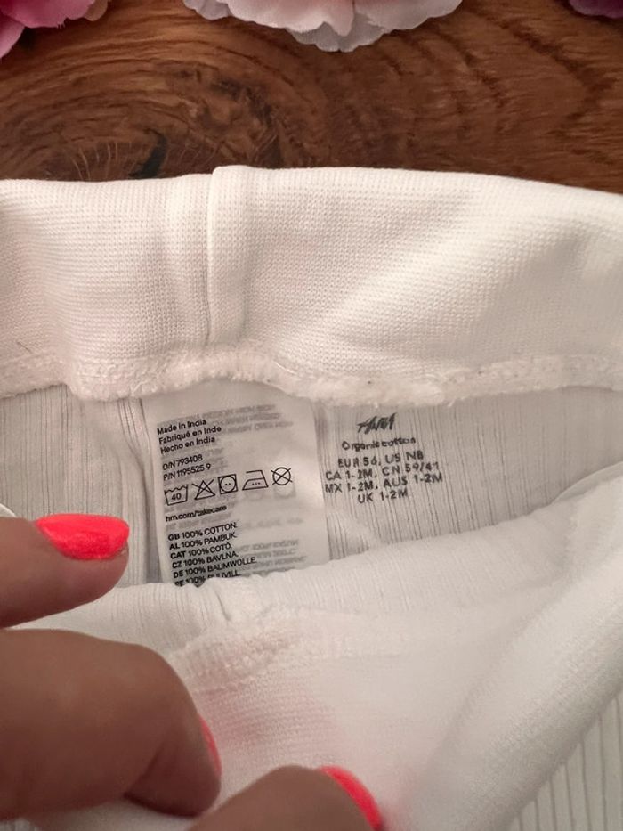 Pantalon à pieds 1 mois - photo numéro 2