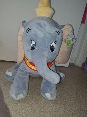 Grande peluche dumbo