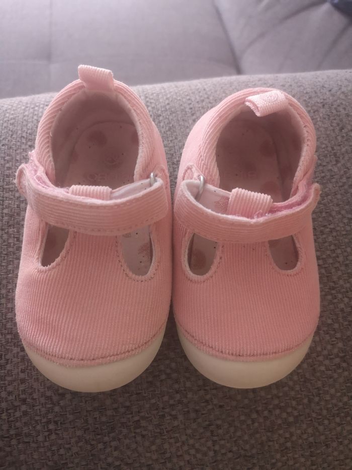 Chaussures roses - photo numéro 1