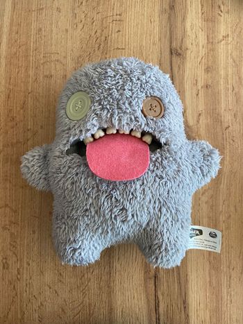 Peluche grise Fuggler originale monstre drôle dents