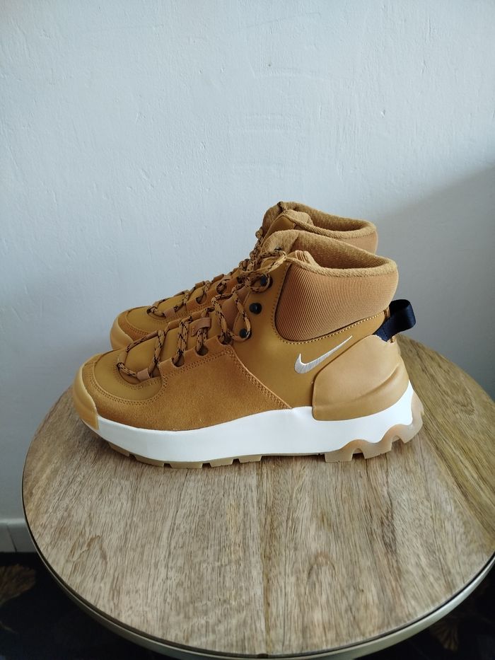 Chaussures T 39 - photo numéro 4