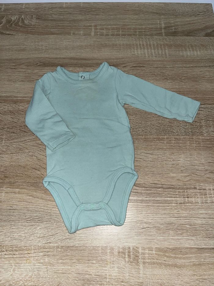 Bodies bébé 👶🏻 - photo numéro 2