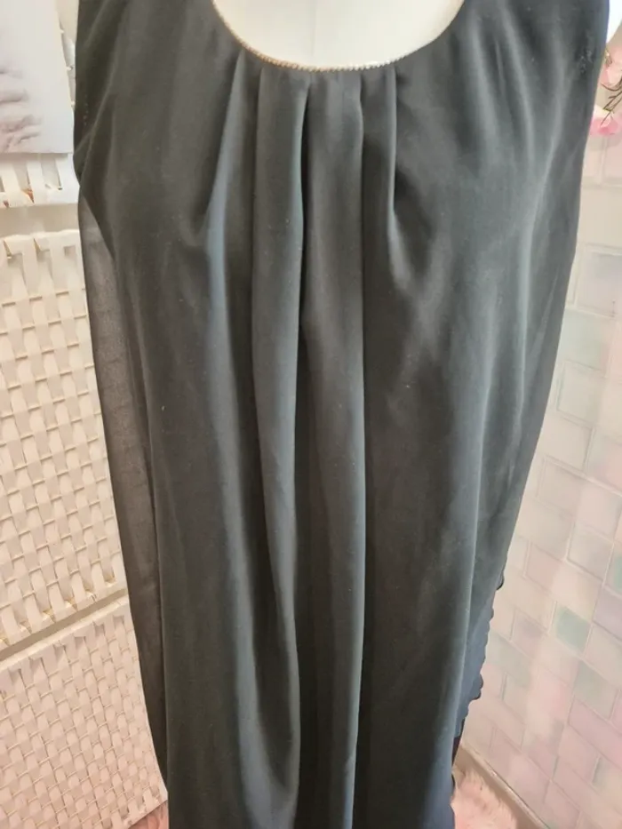💕Jolie robe noire femme T44 la halle 💕 - photo numéro 7