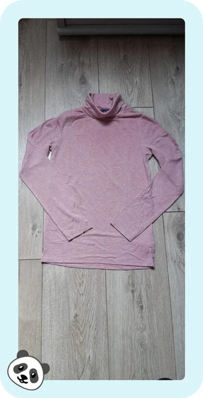 Sous-pull okaidi rose pailleté 10 ans en très bon état