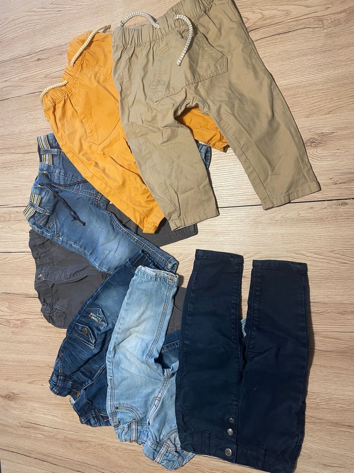 7 pantalons + salopette - photo numéro 2