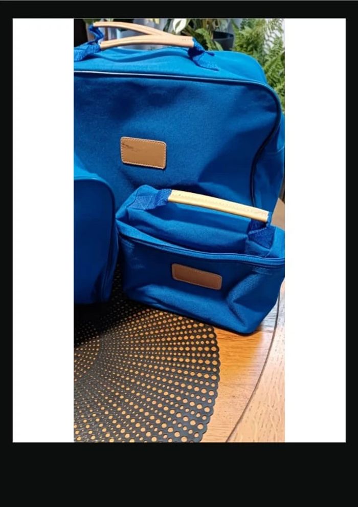 Lot sac de voyage - photo numéro 2