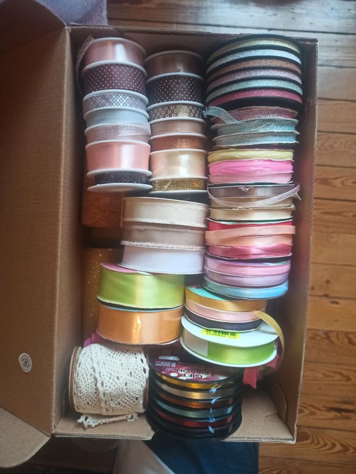 Grand lot d’articles pour créations manuelles et scrapbooking 🎨 - photo numéro 11