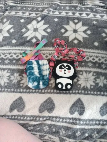 Lot 2 petites sacoches / porte monnaie très bon état