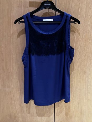 Top See U Soon  bleu marine dentelle noire