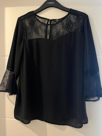 Blouse noire dentelle