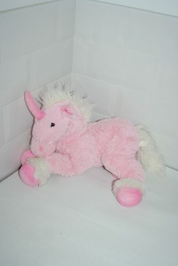 Peluche Licorne rose 42cm de long