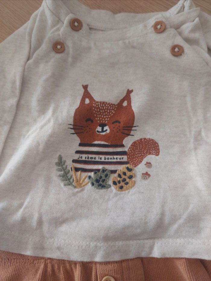 Ensemble pantalon tee shirt - photo numéro 2