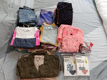 Gros lot de vêtements été fille taille 8 ans