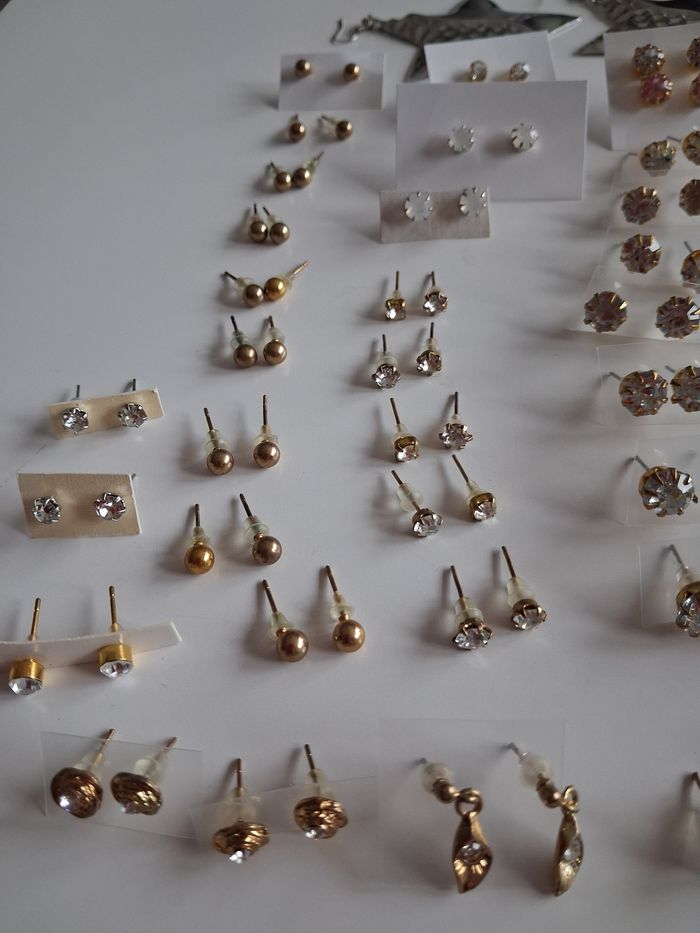 Lots de 50 paires de boucles d'oreilles neuf - photo numéro 5