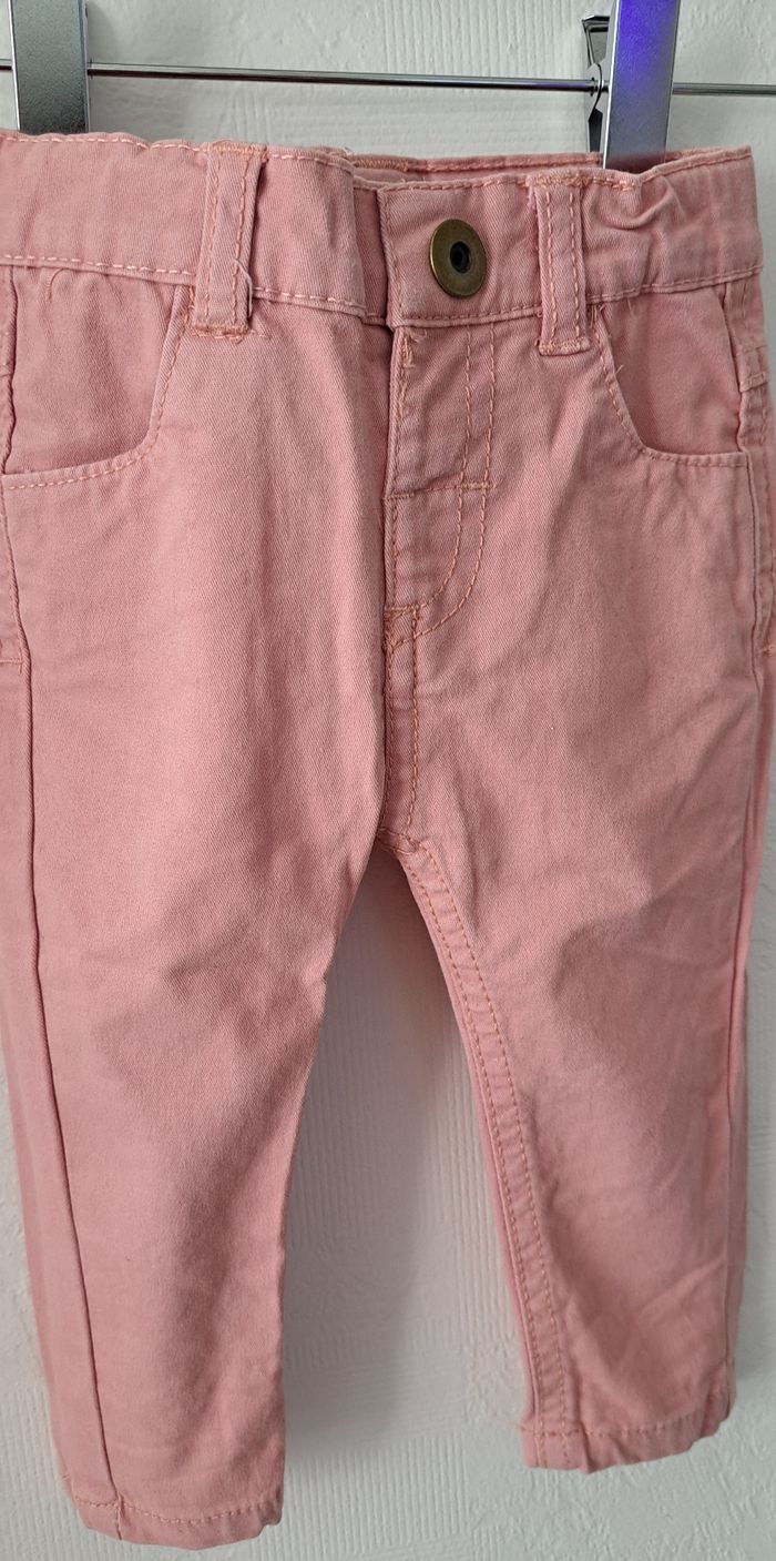 Jeans rose 9 mois - photo numéro 2