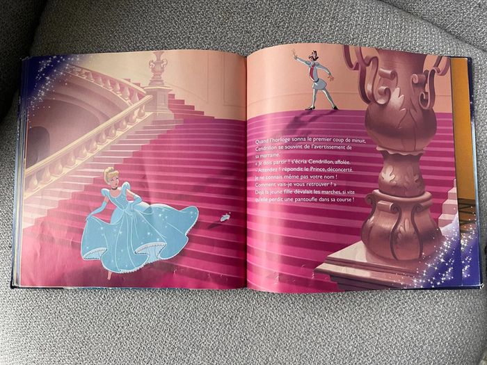 Livre illustré Cendrillon « les grands classiques » Disney princesses de Hachette - photo numéro 5