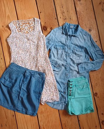 Lot de 4 vêtements XS