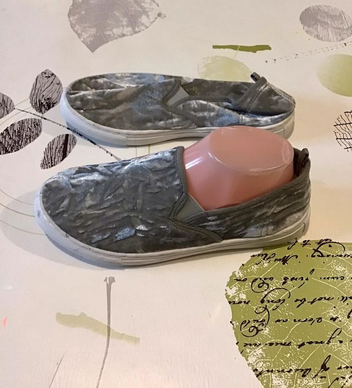 Paire de chaussures velours gris taille 38 - photo numéro 2