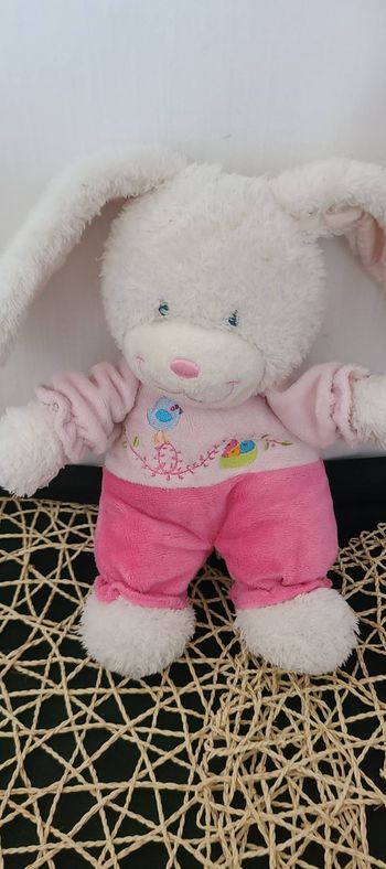 Doudou Peluche Lapin blanc Robe rose Tex Baby CMI Carrefour oiseau nid brodés