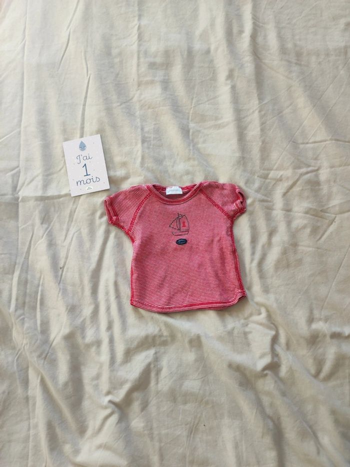 Tee shirt