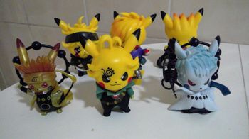 Figurines Pikatchu au choix 