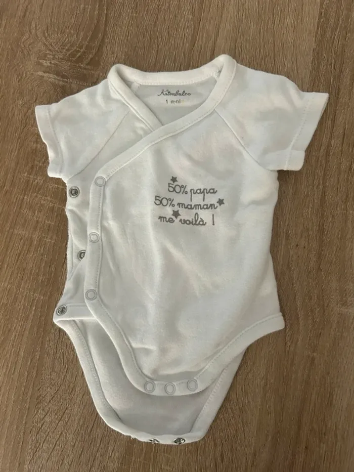 Bodies manche courte taille 1 mois