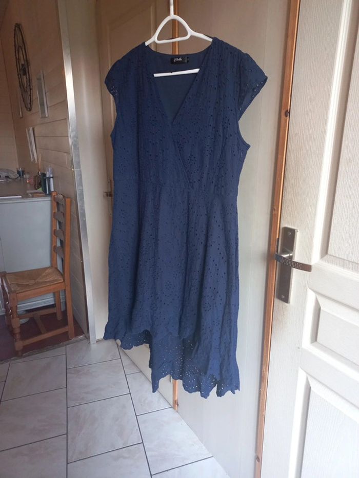 robe bleue marine